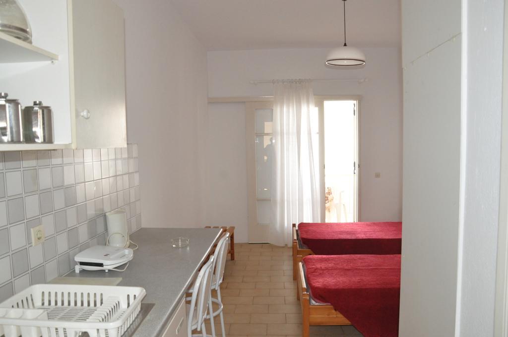 Koskinas Apartments أخارافي الغرفة الصورة